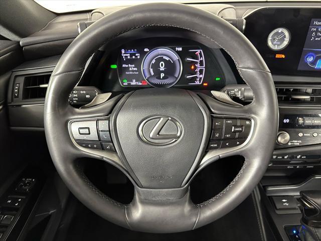 used 2022 Lexus ES 300h car, priced at $35,775