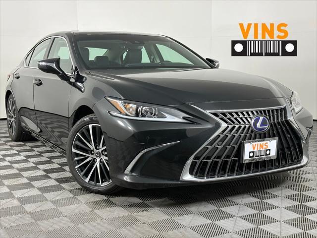 used 2022 Lexus ES 300h car, priced at $35,775