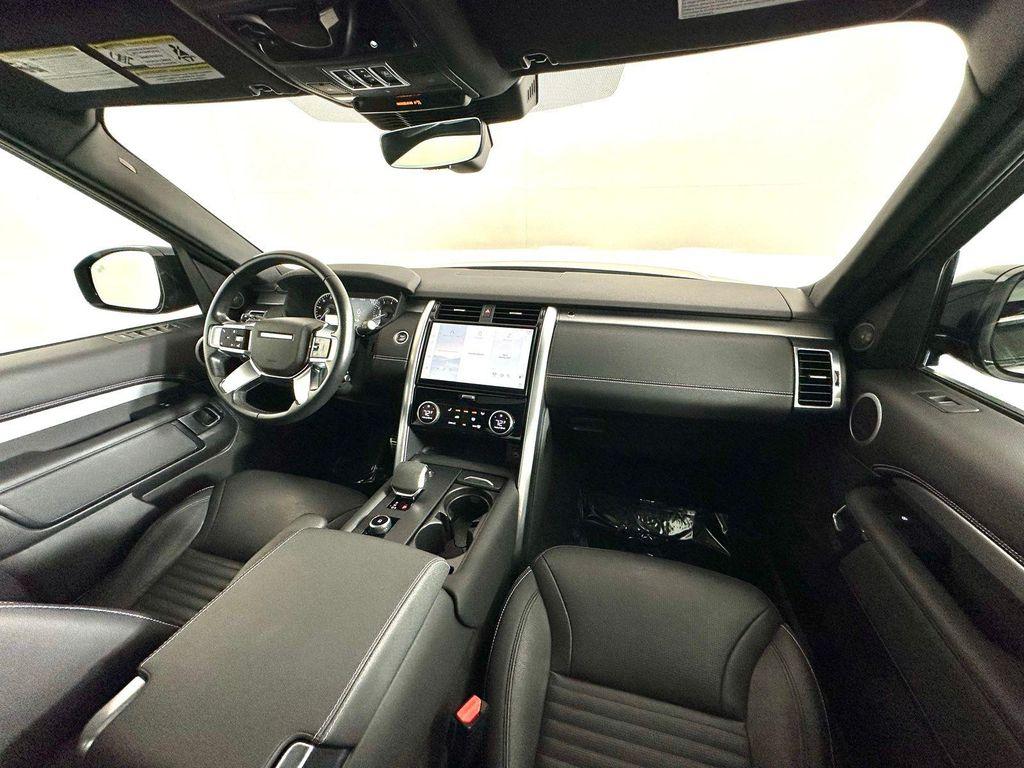 used 2023 Land Rover Discovery car, priced at $37,900