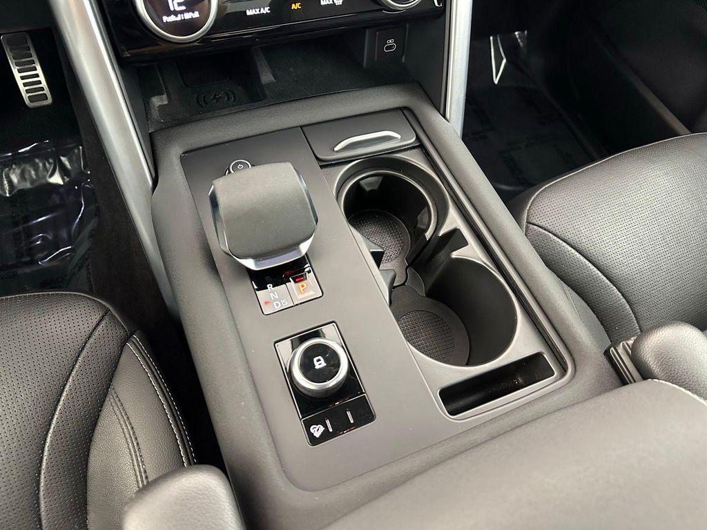 used 2023 Land Rover Discovery car, priced at $37,900
