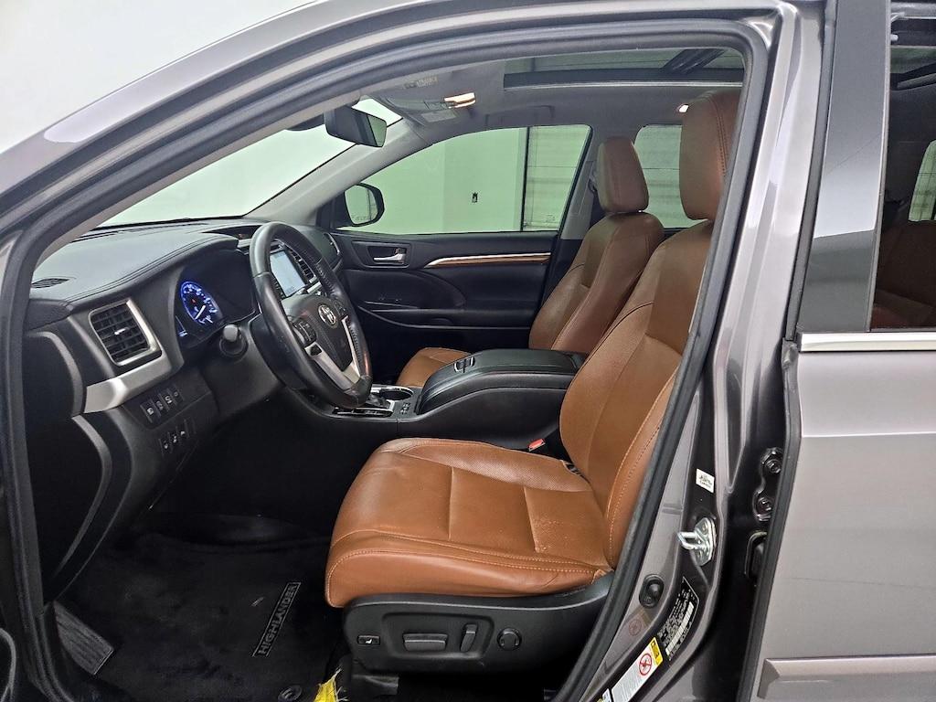 used 2018 Toyota Highlander car, priced at $26,998