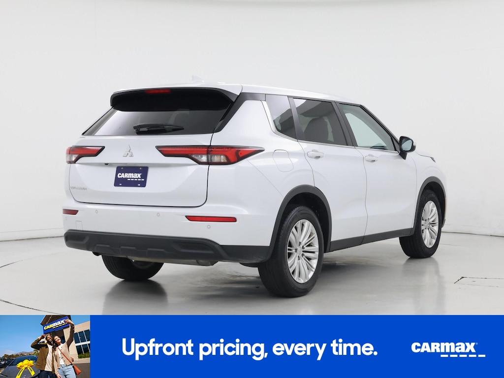 used 2024 Mitsubishi Outlander car, priced at $25,998