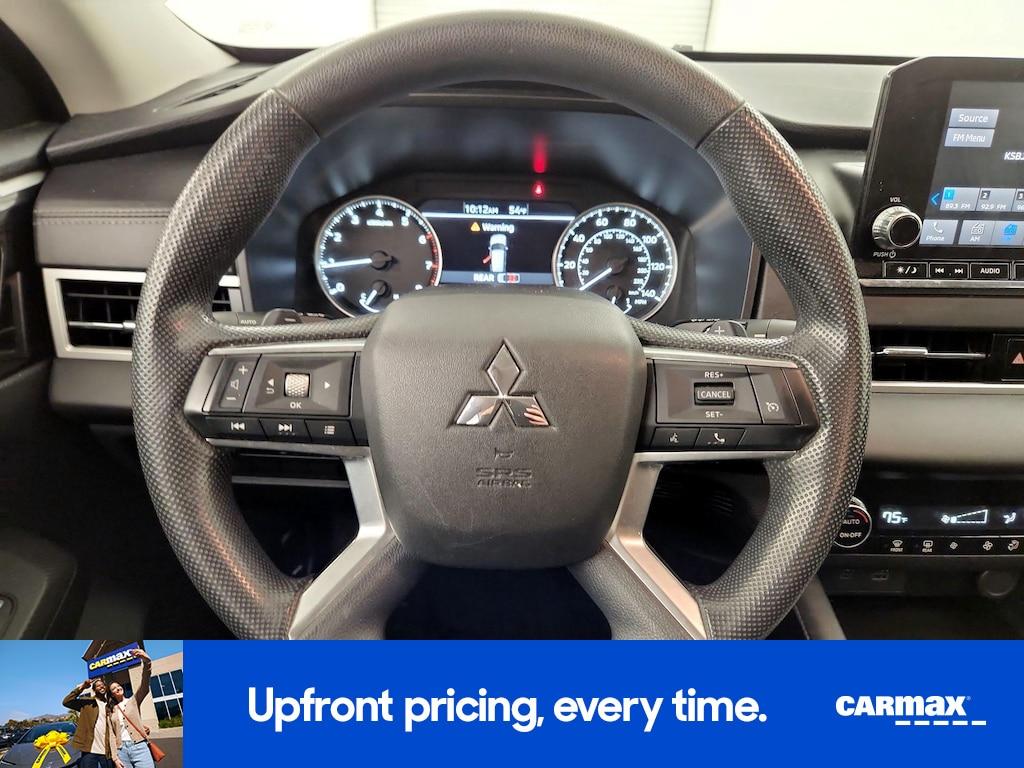 used 2024 Mitsubishi Outlander car, priced at $25,998