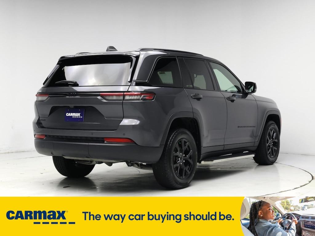 used 2024 Jeep Grand Cherokee car, priced at $35,998