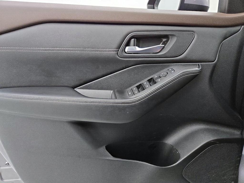 used 2023 Nissan Rogue car, priced at $24,998