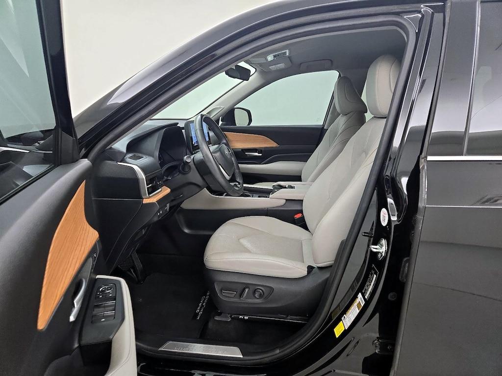 used 2024 Toyota Grand Highlander car, priced at $43,998