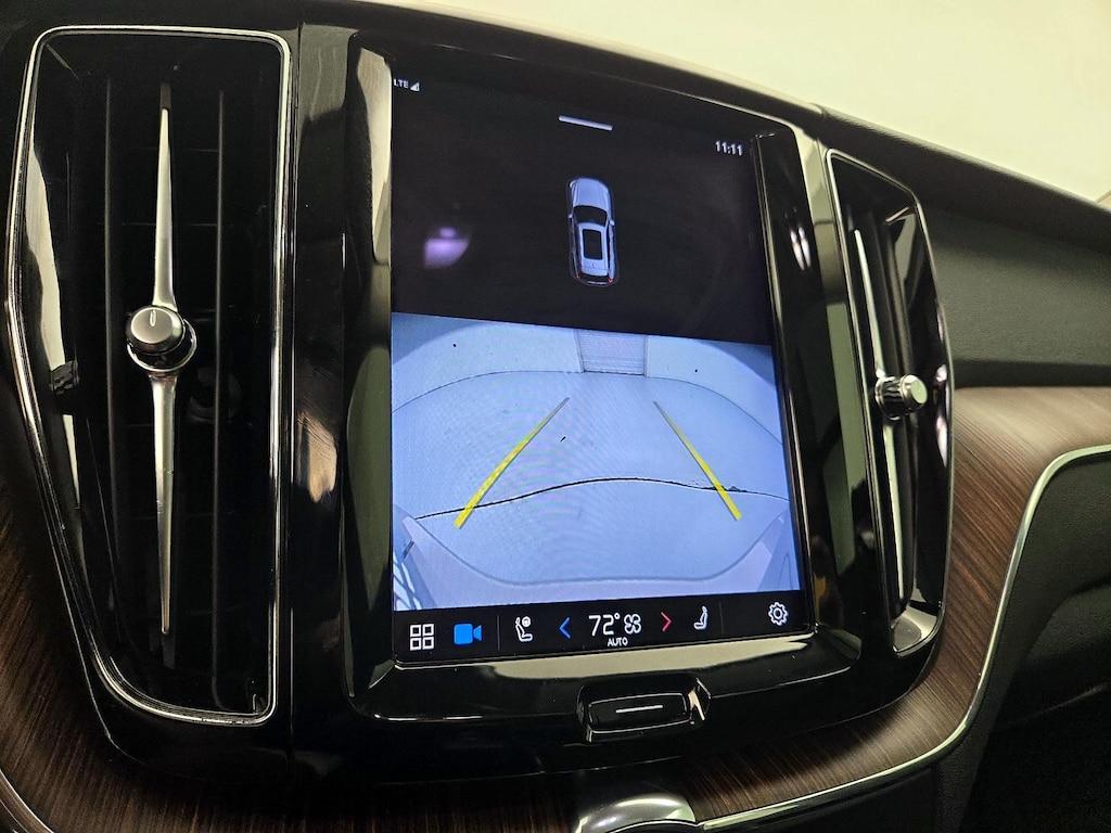 used 2022 Volvo XC60 car, priced at $33,998