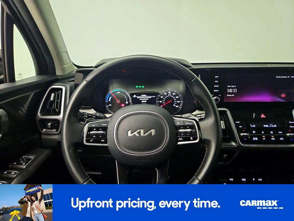 used 2024 Kia Sorento Hybrid car, priced at $30,998