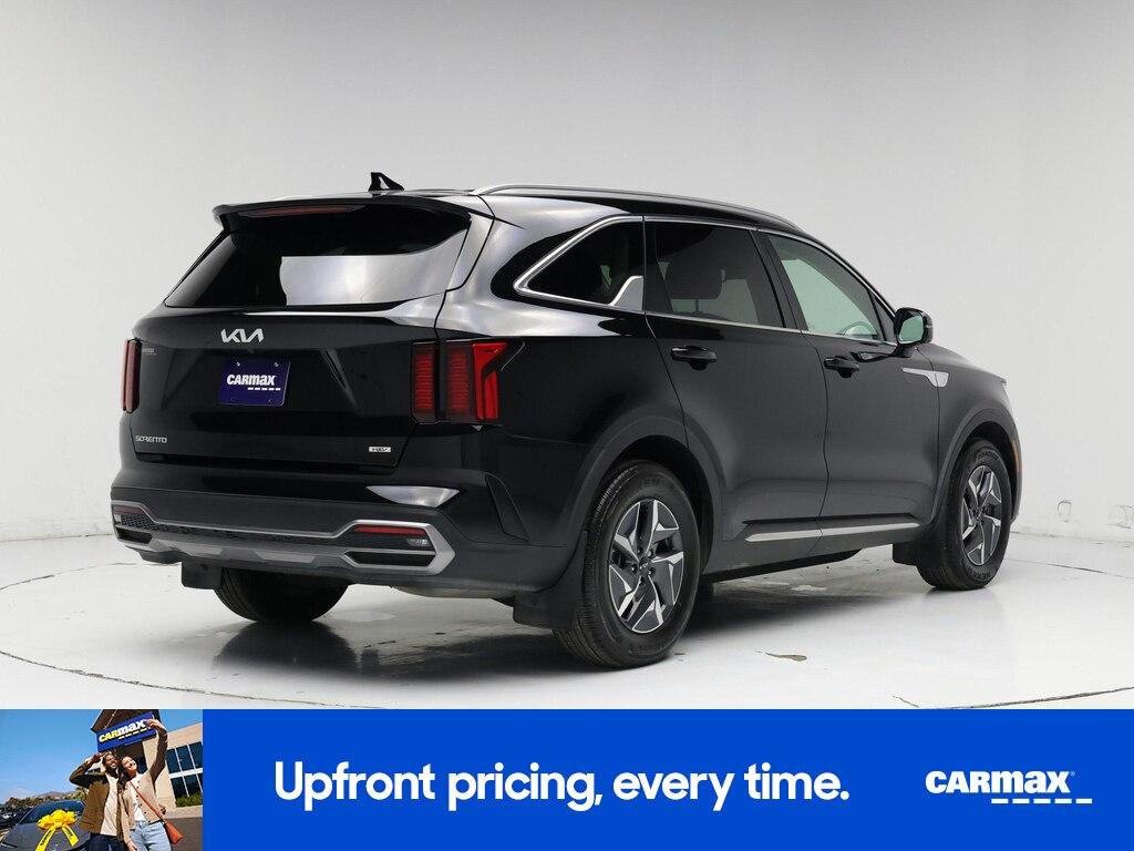 used 2024 Kia Sorento Hybrid car, priced at $30,998
