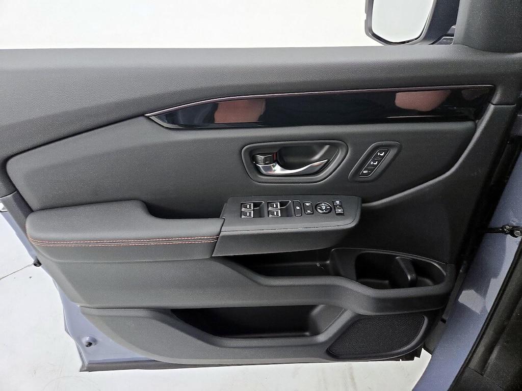 used 2023 Honda Pilot car, priced at $45,998