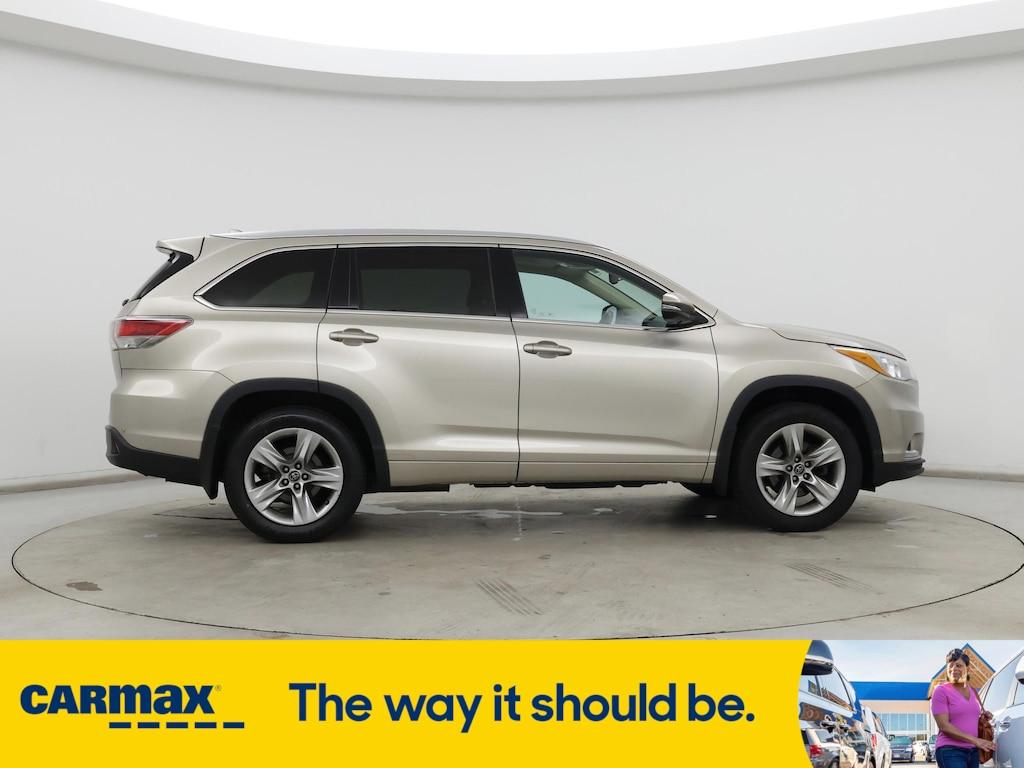 used 2016 Toyota Highlander car, priced at $23,998