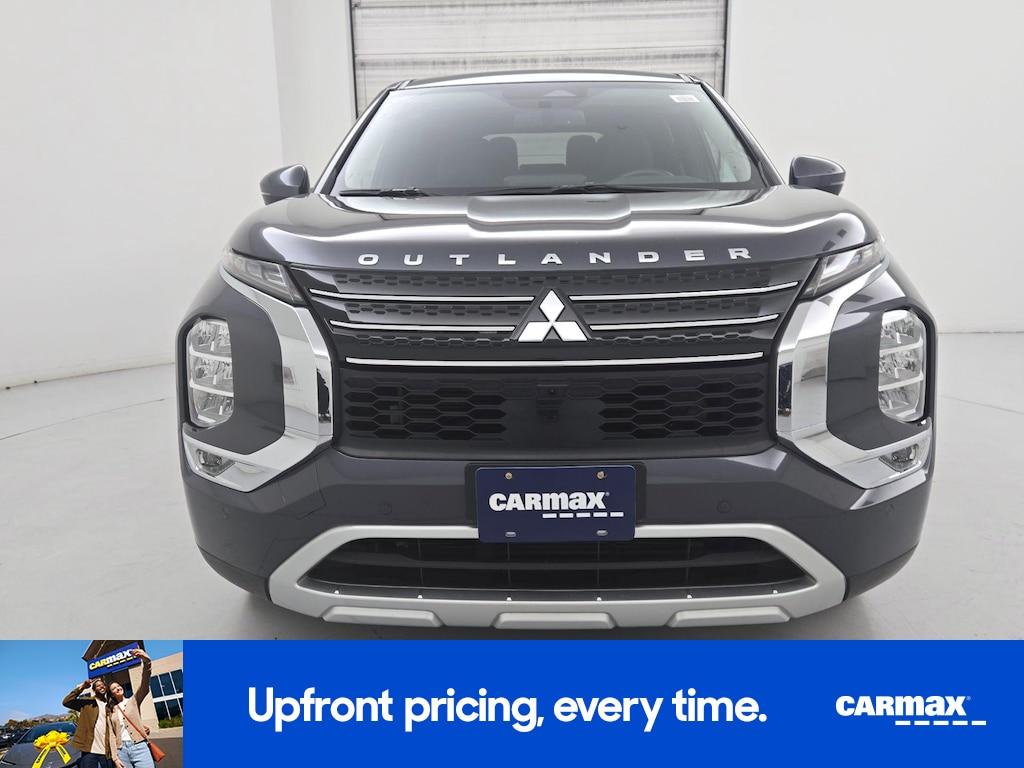 used 2024 Mitsubishi Outlander car, priced at $29,998