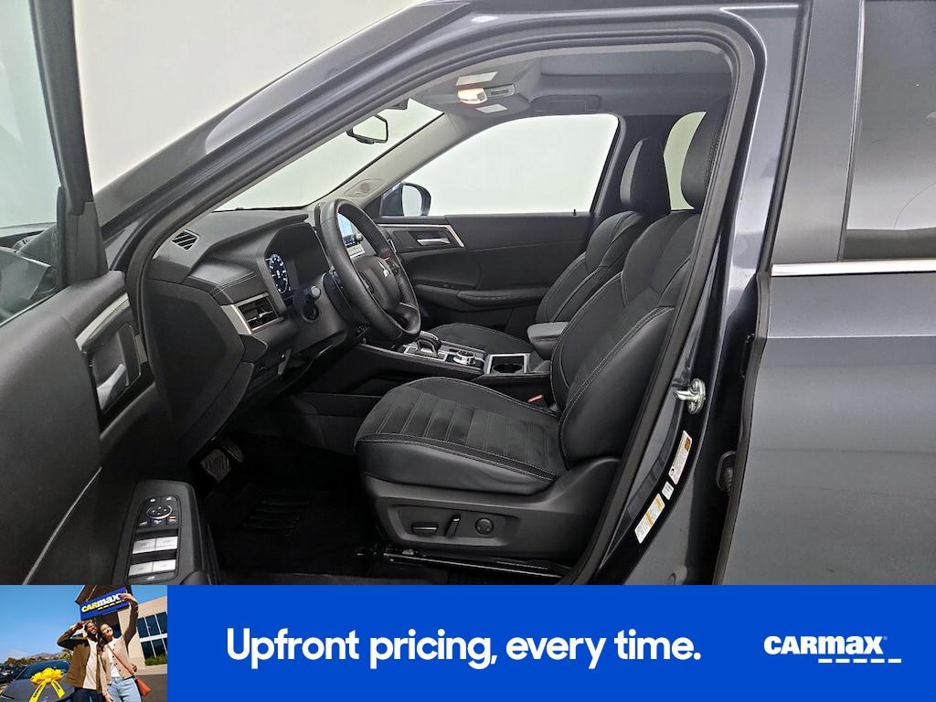 used 2024 Mitsubishi Outlander car, priced at $29,998