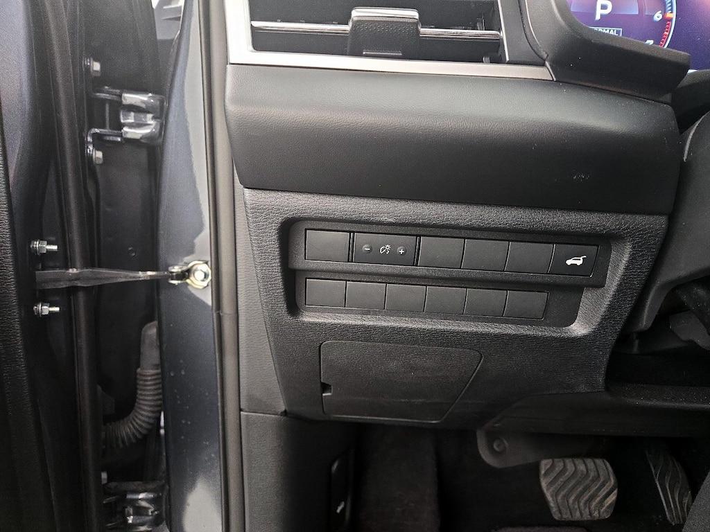 used 2024 Mitsubishi Outlander car, priced at $29,998