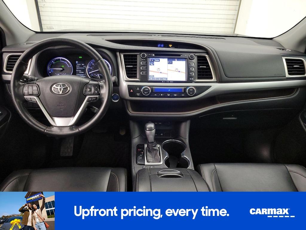used 2019 Toyota Highlander Hybrid car, priced at $28,998