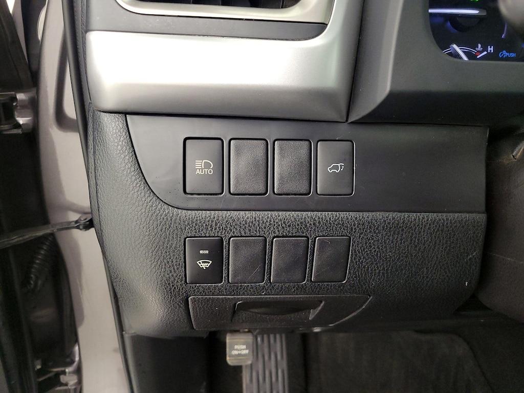 used 2019 Toyota Highlander Hybrid car, priced at $28,998