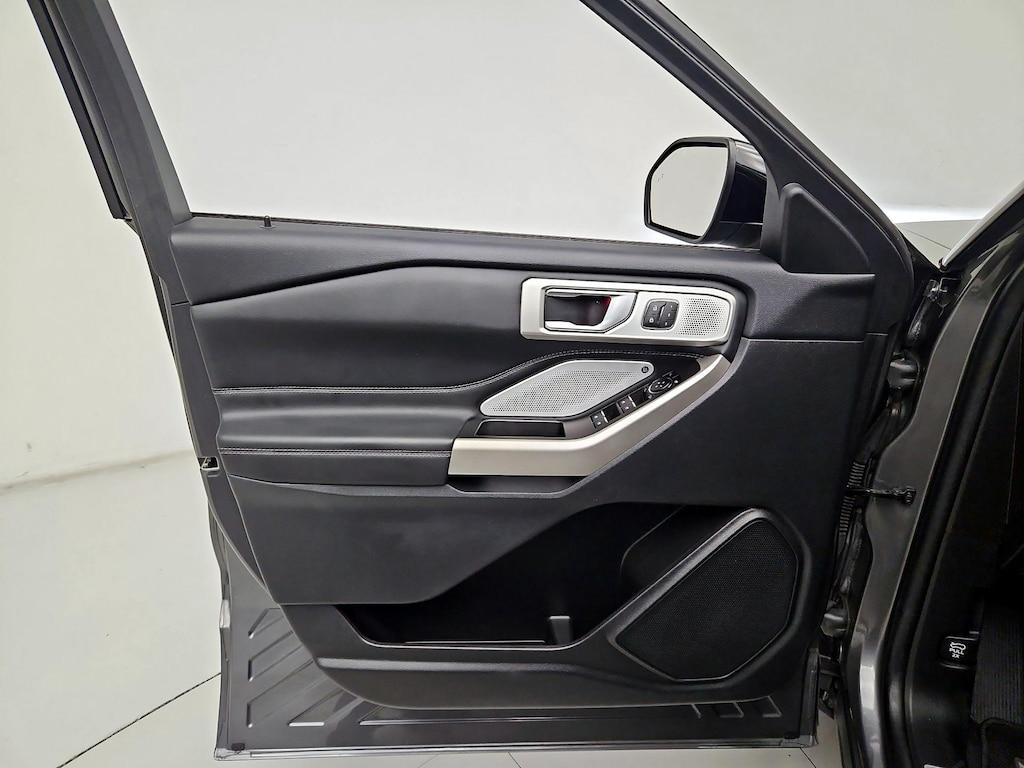 used 2023 Ford Explorer car, priced at $31,998
