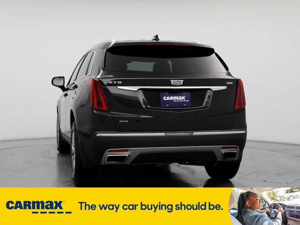 used 2021 Cadillac XT5 car, priced at $29,998