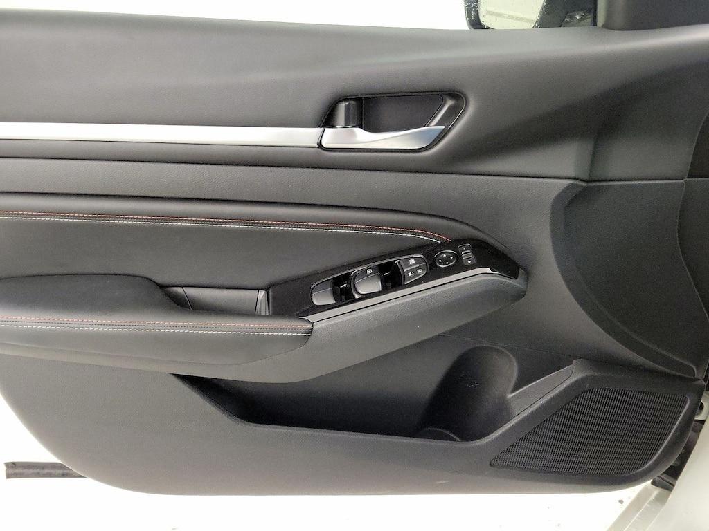used 2023 Nissan Altima car, priced at $24,998