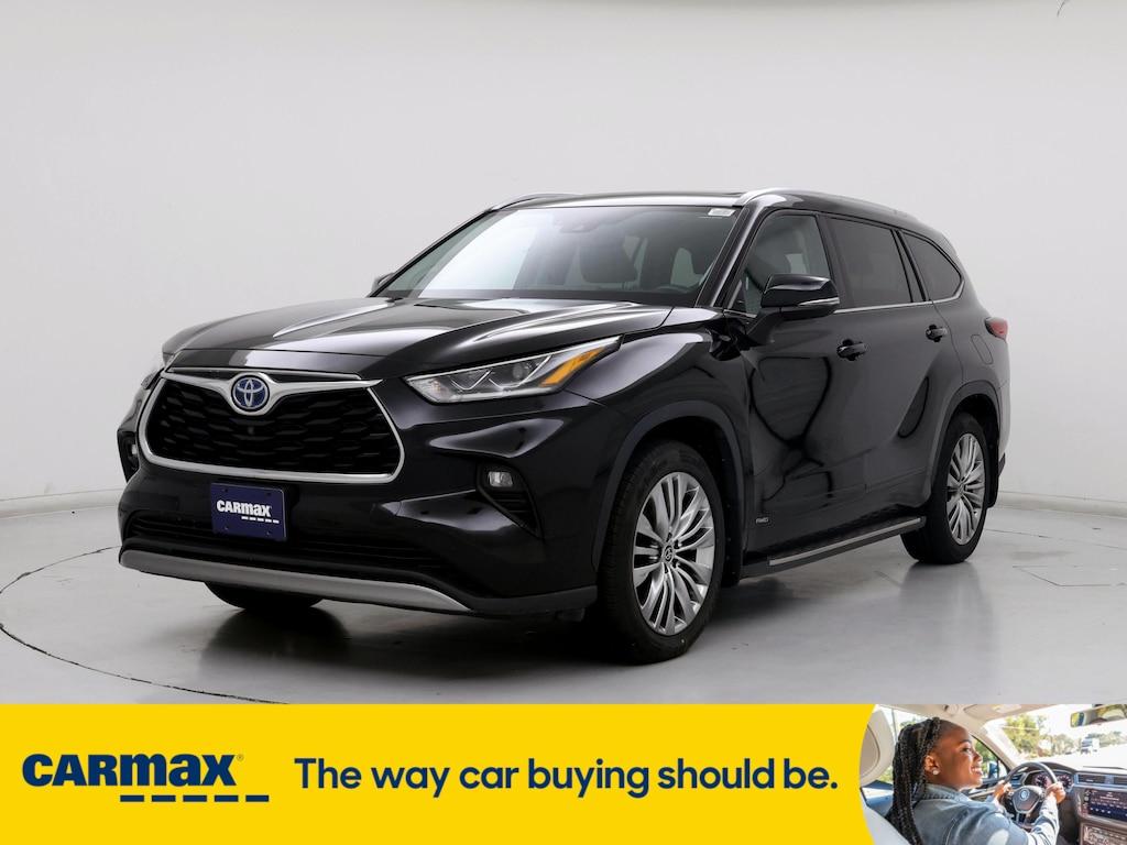 used 2022 Toyota Highlander Hybrid car, priced at $45,998