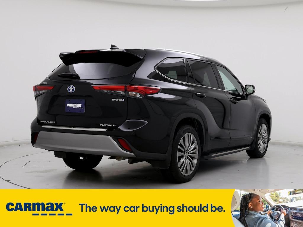 used 2022 Toyota Highlander Hybrid car, priced at $45,998