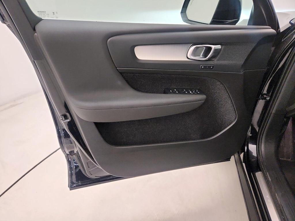 used 2025 Volvo XC40 car, priced at $32,998