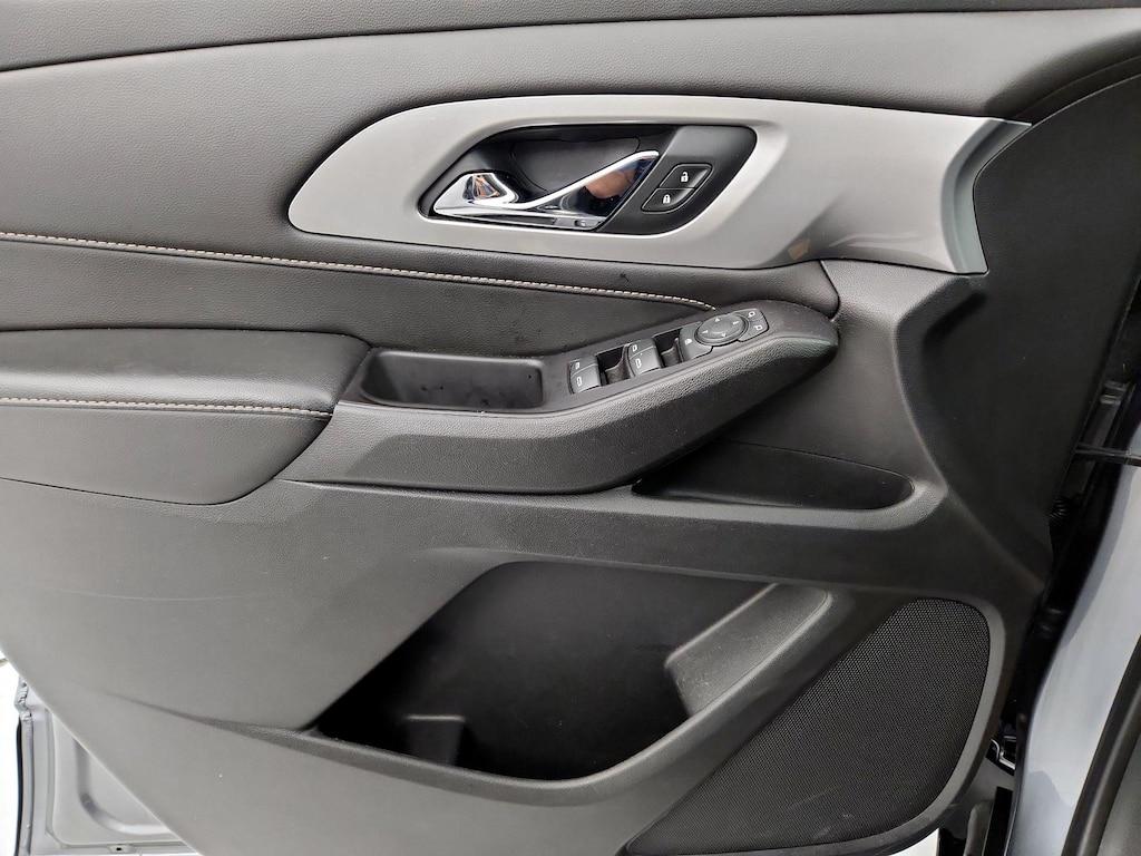 used 2020 Chevrolet Traverse car, priced at $22,998