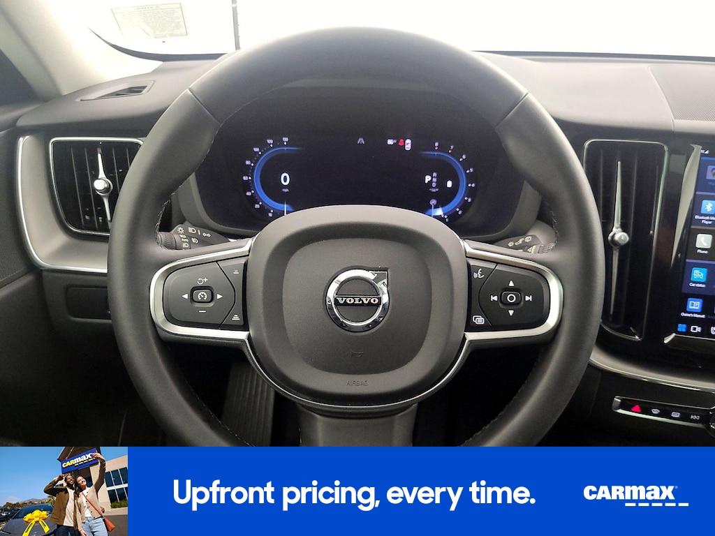 used 2023 Volvo XC60 car, priced at $32,998