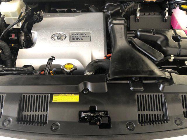 used 2012 Toyota Highlander Hybrid car, priced at $15,985