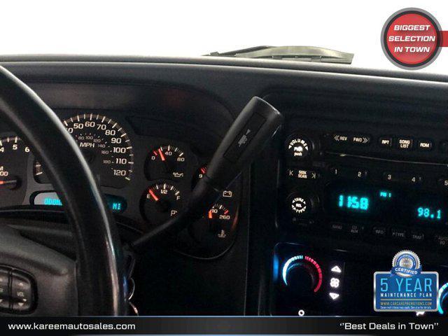 used 2003 Chevrolet Avalanche car, priced at $15,375