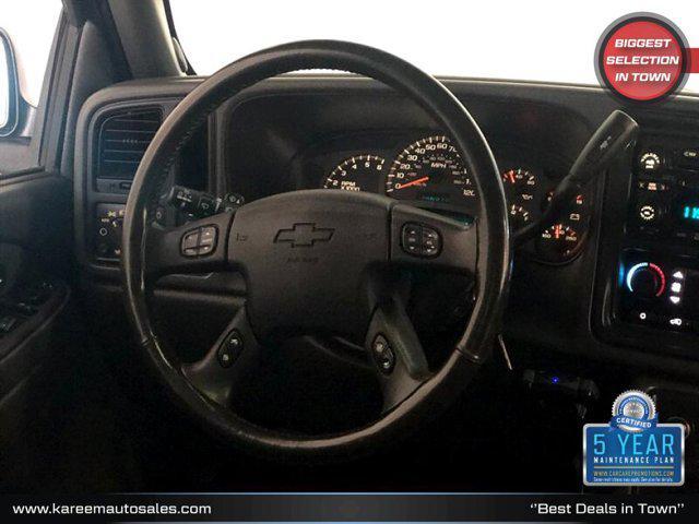 used 2003 Chevrolet Avalanche car, priced at $15,375