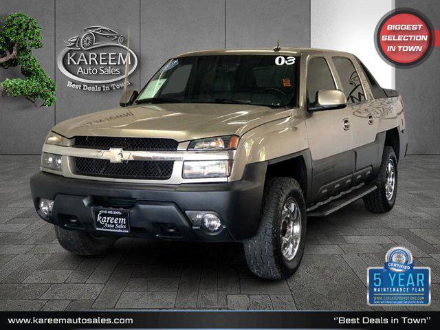 used 2003 Chevrolet Avalanche car, priced at $15,375