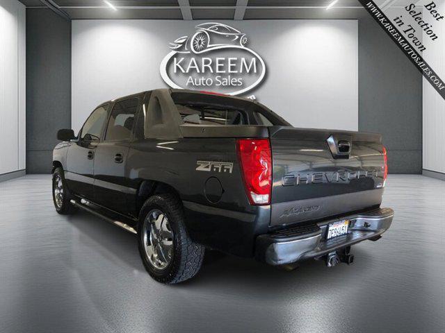 used 2003 Chevrolet Avalanche car, priced at $9,845
