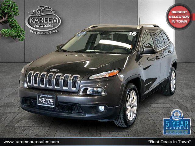 used 2016 Jeep Cherokee car, priced at $10,765