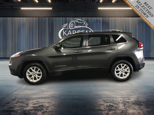 used 2016 Jeep Cherokee car, priced at $10,485