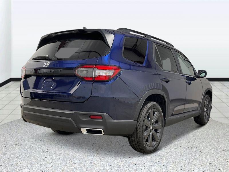 new 2025 Honda Pilot car, priced at $43,795
