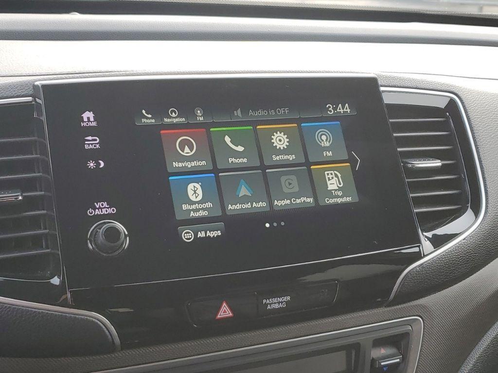 used 2022 Honda Pilot car, priced at $27,727