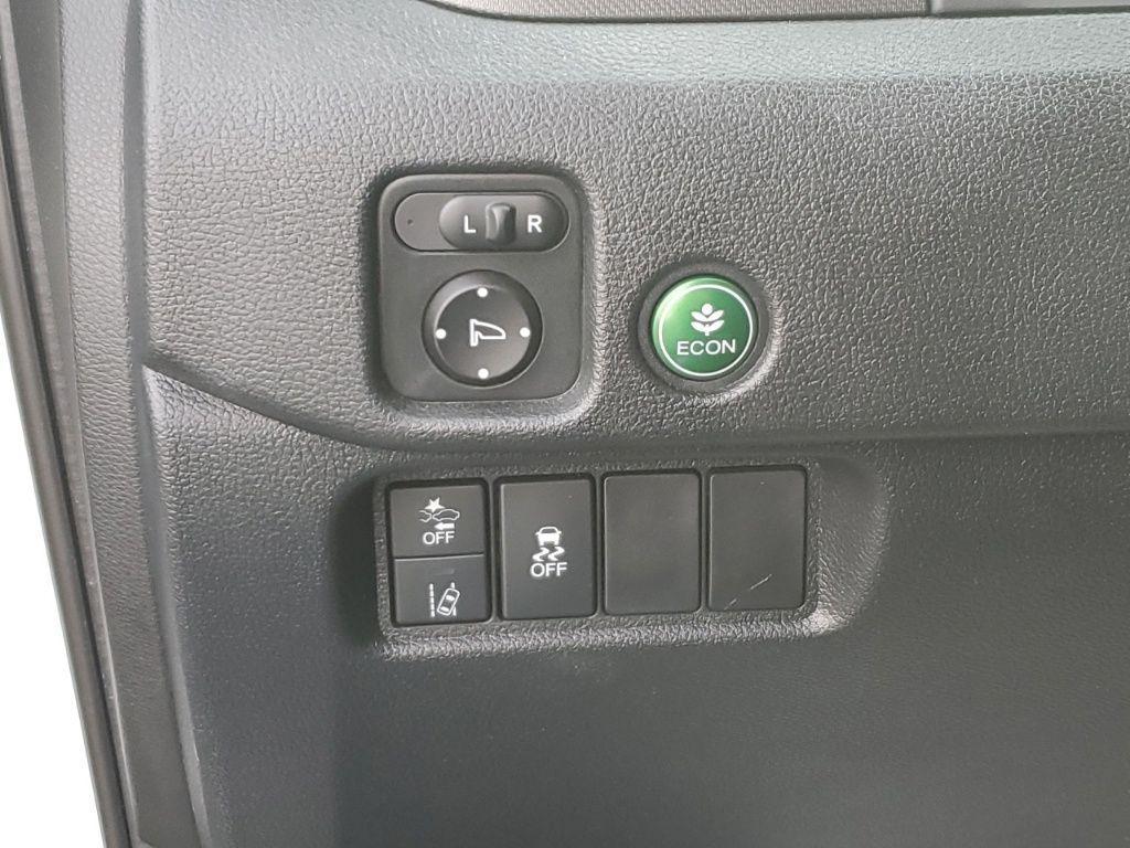 used 2022 Honda Pilot car, priced at $27,727