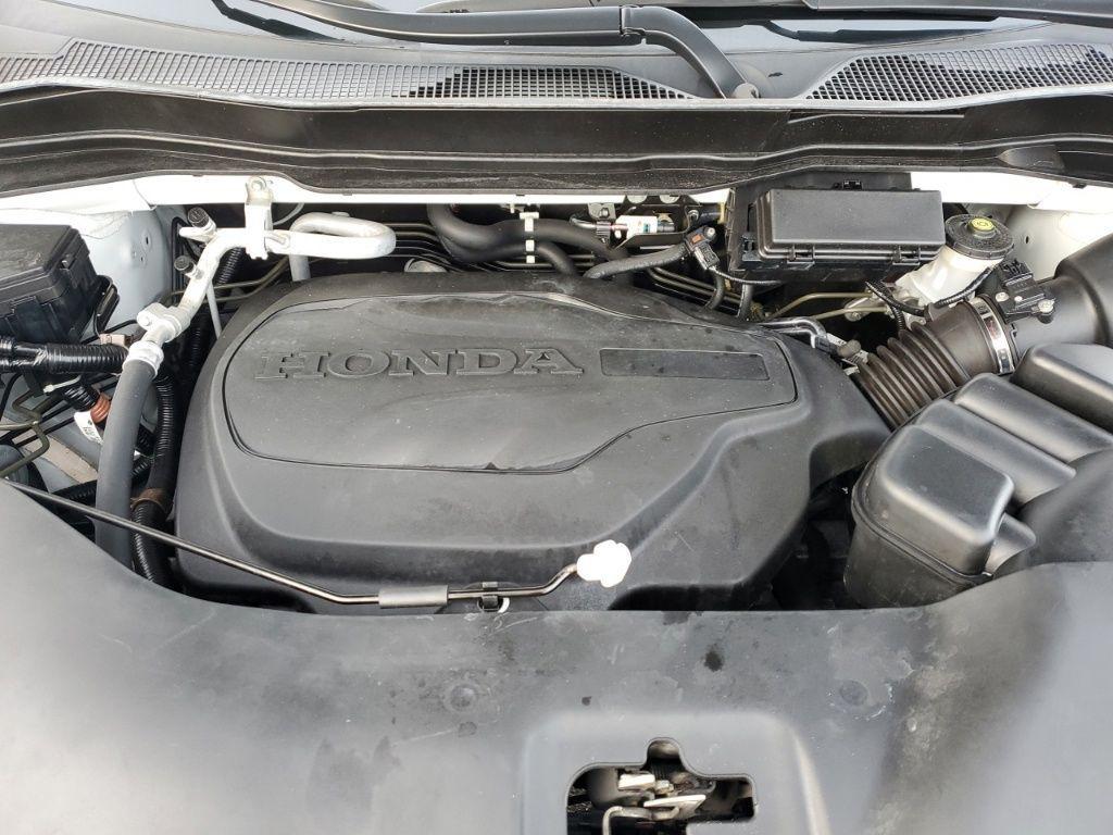 used 2022 Honda Pilot car, priced at $27,727