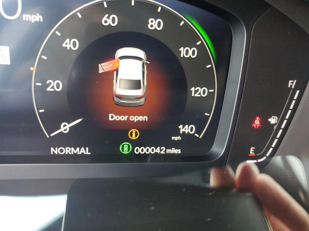 used 2025 Honda Civic Hybrid car, priced at $31,447