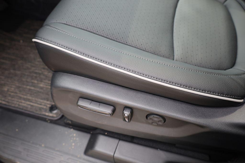 new 2025 Honda Odyssey car, priced at $53,085