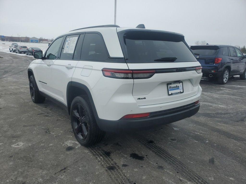 used 2023 Jeep Grand Cherokee car, priced at $33,500