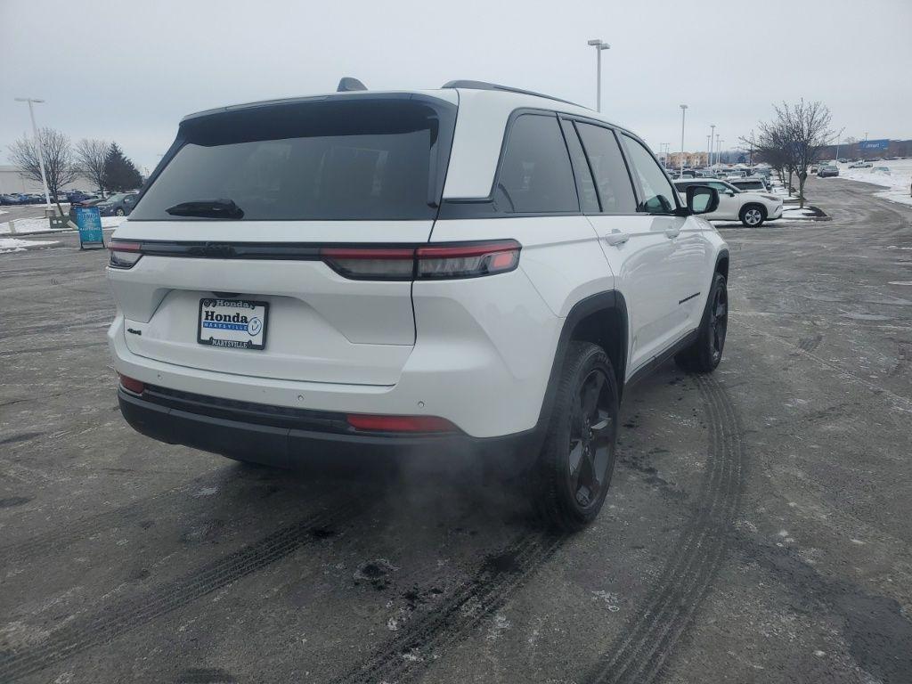 used 2023 Jeep Grand Cherokee car, priced at $33,500