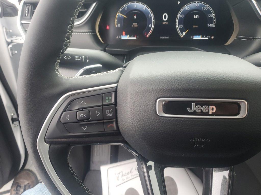 used 2023 Jeep Grand Cherokee car, priced at $33,500