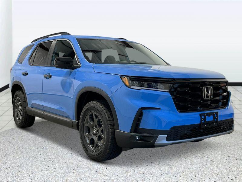 new 2025 Honda Pilot car, priced at $51,305