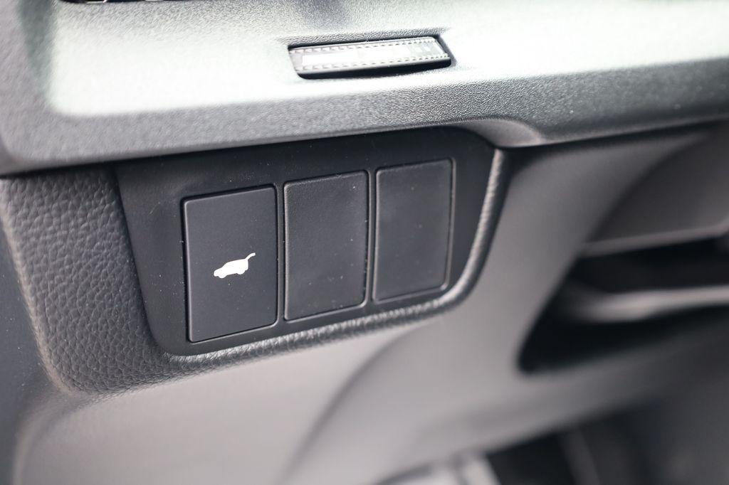 new 2026 Honda CR-V Hybrid car, priced at $40,650