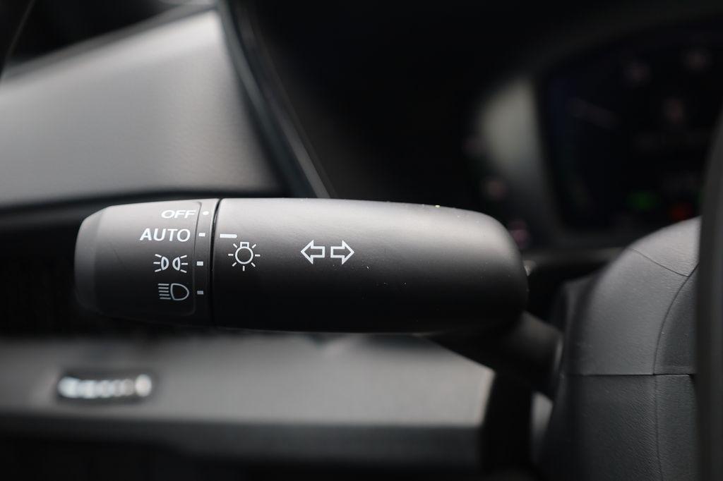 new 2026 Honda CR-V Hybrid car, priced at $40,650