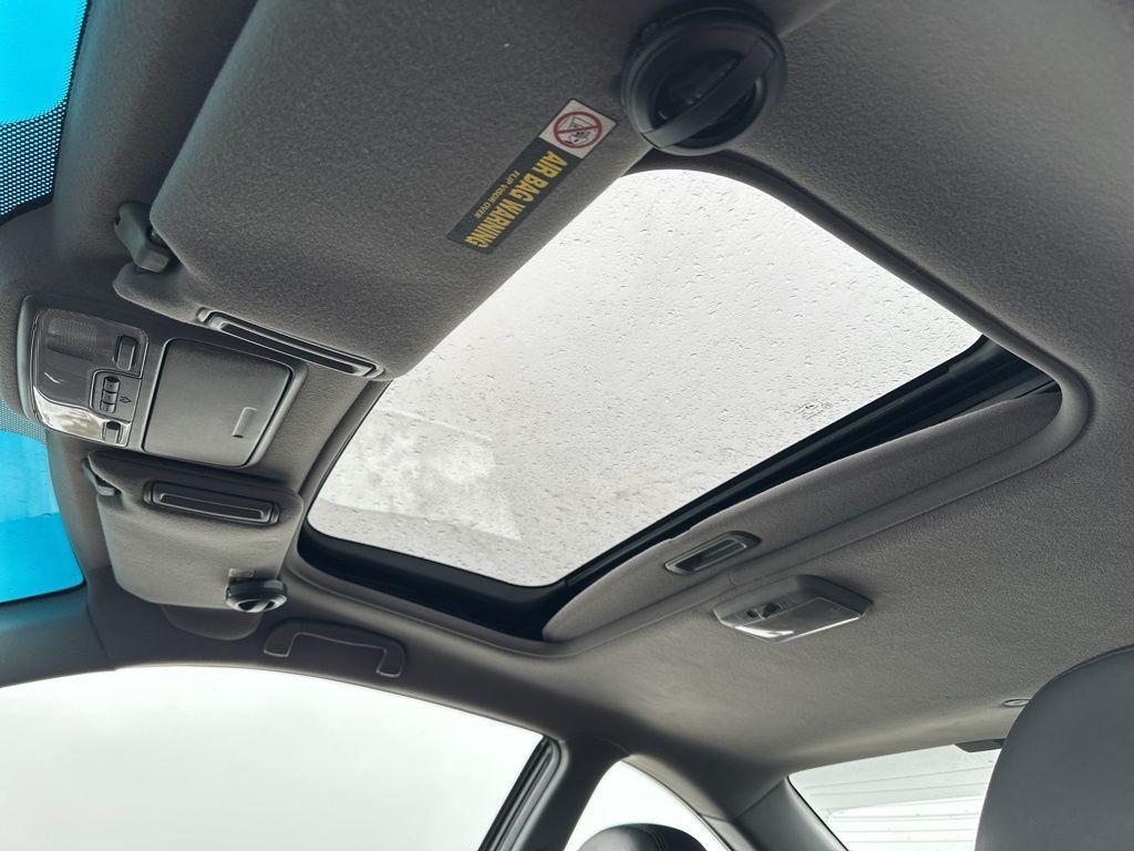 used 2001 Acura CL car, priced at $10,000