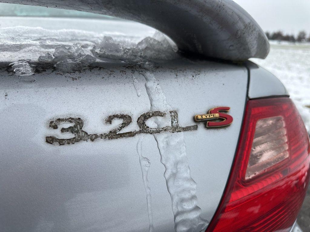 used 2001 Acura CL car, priced at $10,000