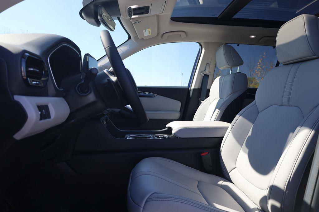 new 2025 Honda Pilot car, priced at $52,280